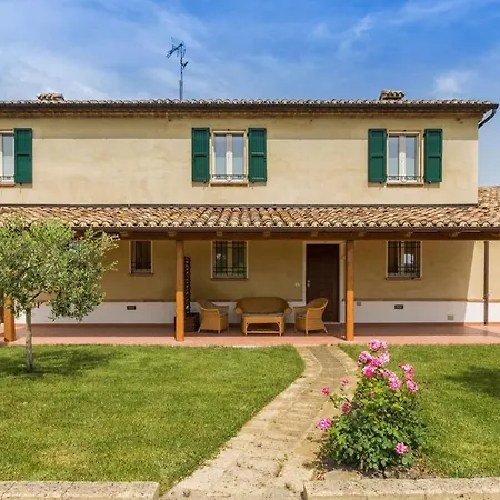 La Tatil Evi *